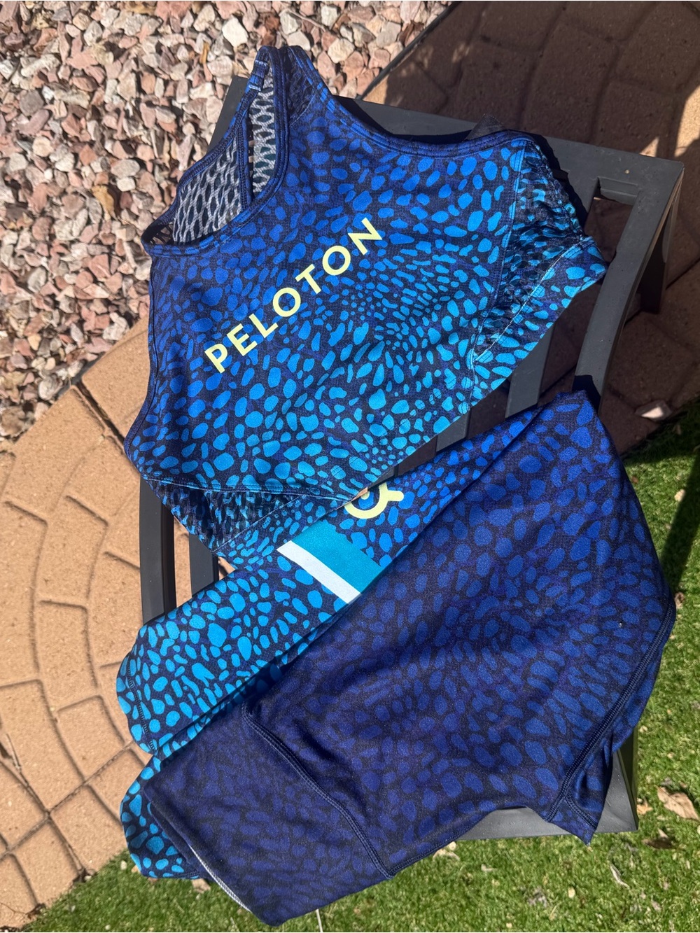 Peloton Blue Teal Patterned Sports Bra and Leggings Set